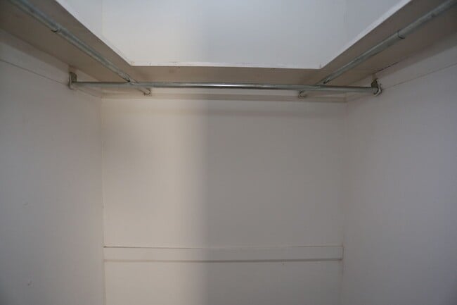 Building Photo - 2 Bedroom at Stadium Walk