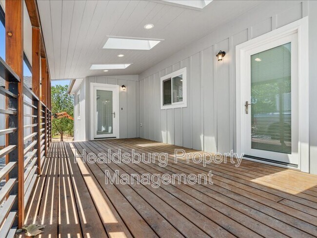 Building Photo - 812 Limerick Lane