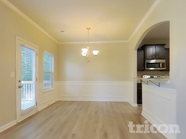 Foto del edificio - 4459 Ravenwood Dr