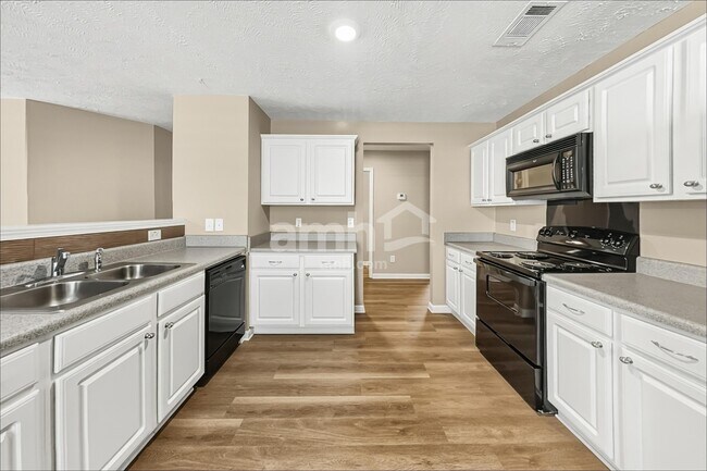 Foto del edificio - 424 Elderberry Way