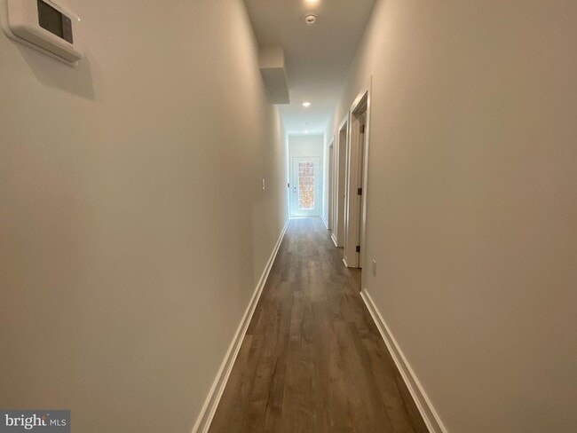 Building Photo - 317 N 41st St