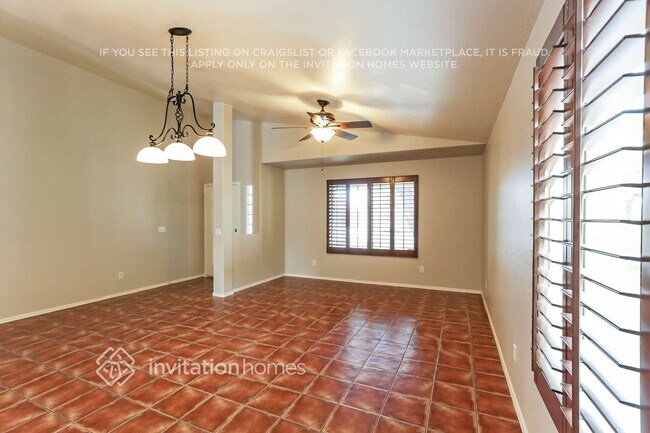 Building Photo - 22193 E Calle de Flores