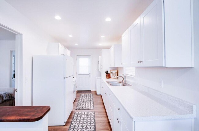 Foto del edificio - 933 Hackberry Ave