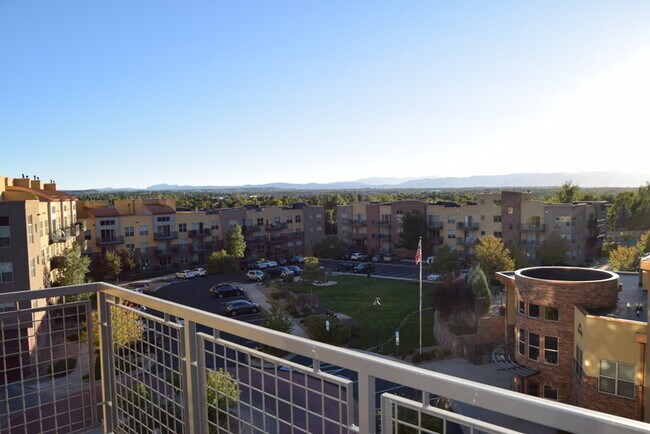 Vista desde el balcón privado (en la planta principal del condominio) - 9079 E. Panorama Circle