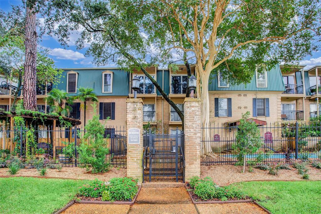 Foto principal - 4515 Briar Hollow Pl