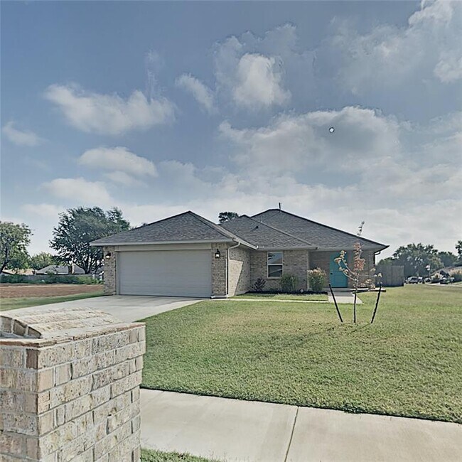 Foto del edificio - 4601 Oasis Ln