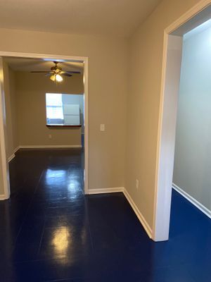 Building Photo - 2611 W Fairmount Ave