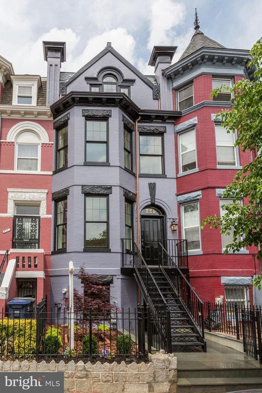 Primary Photo - 225 R St NW