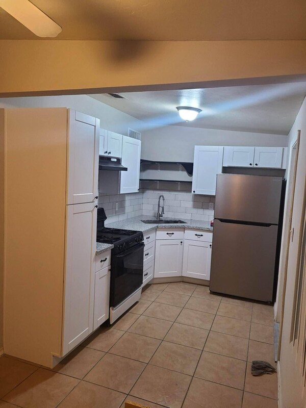 Foto del edificio - 5828 E 35th St