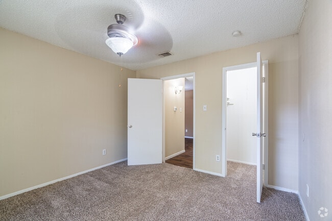 1BR, 1BA - 694SF - Trails on Treadway Apartments - NEW