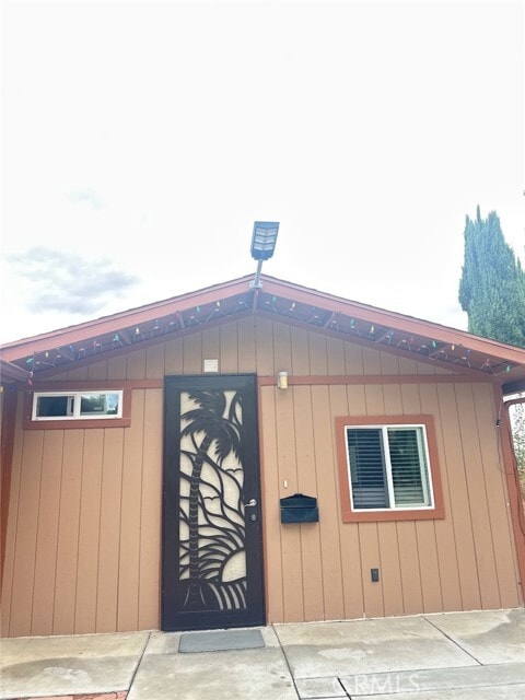 Building Photo - 4956 Corral Cir