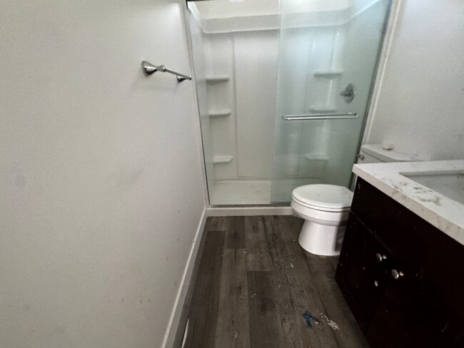 Building Photo - 1122 Magnolia Ave W