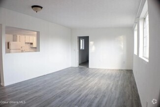 Building Photo - 6535 E Cartwright Rd