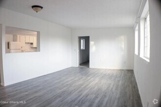 Building Photo - 6535 E Cartwright Rd
