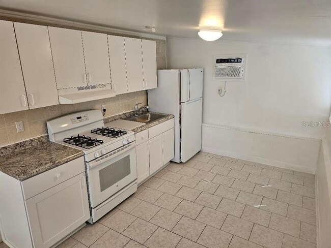 Foto del edificio - 103 32nd St NW