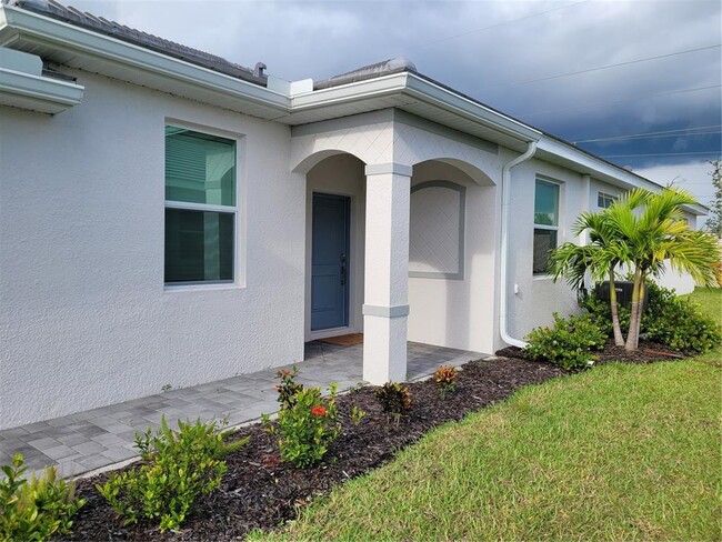 Building Photo - 8117 Shr Lk Dr