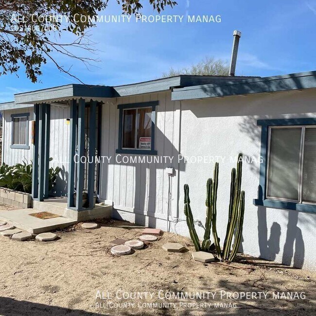 Building Photo - 2 Bed 1 Bath Single Family Home in Joshua ...