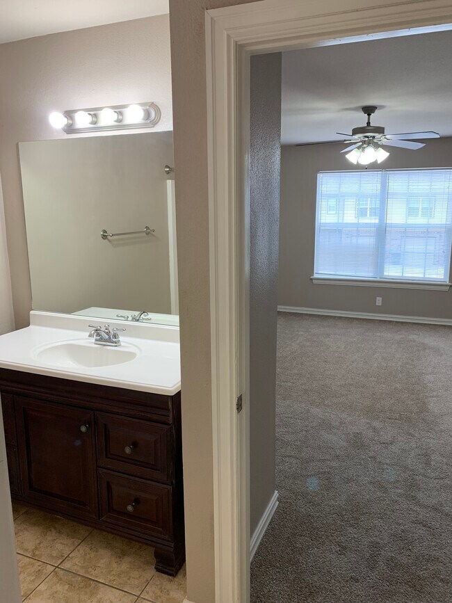 Foto del edificio - 3406 E Fairmont Pl