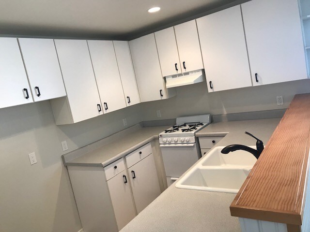 Kitchen - 1429 Laguna St