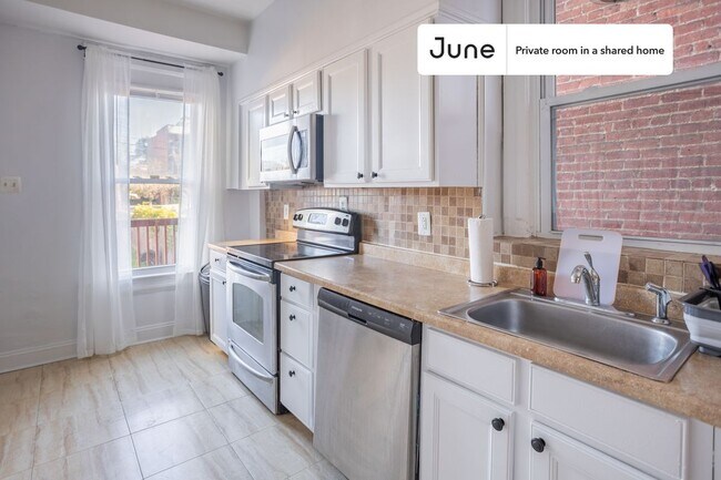 Photo - Room in Shared 3 bed/2.5 bath home