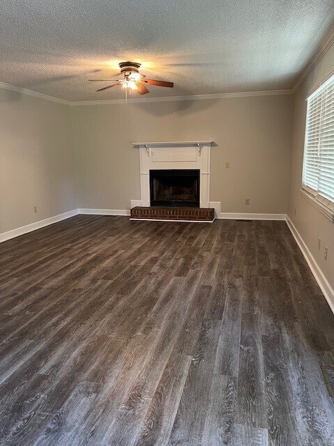 Foto del edificio - 4506 Forest Lake Dr W