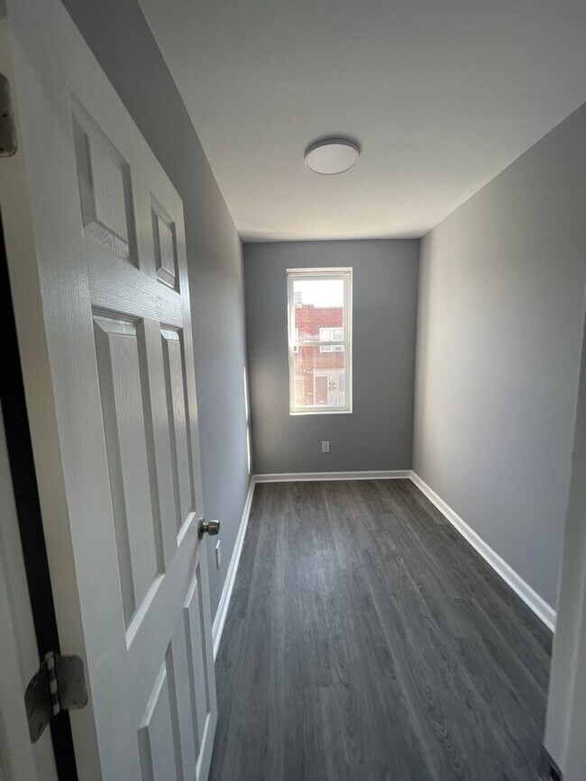 Building Photo - Anika Homes 3 Bedroom