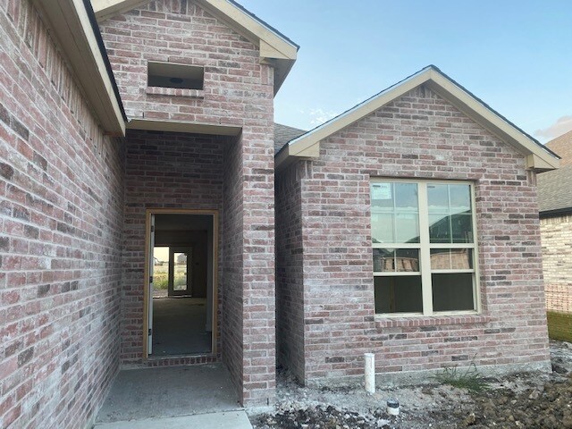 Foto del edificio - 311 Coyote Creek Dr