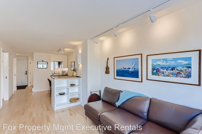 Building Photo - 1 br, 1 bath House - 2201 Pearl St #221