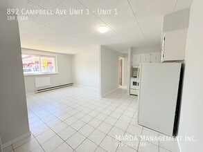 Building Photo - 892 Campbell Ave