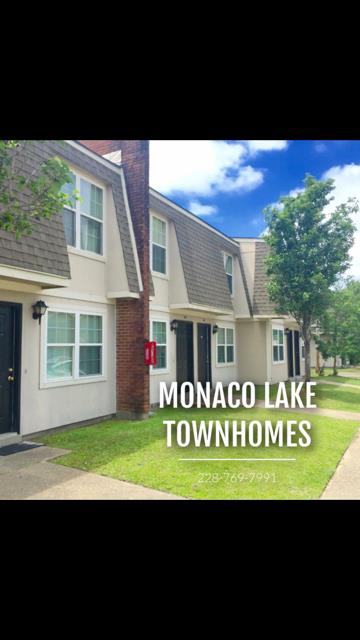 Foto principal - Monaco Lake Townhomes