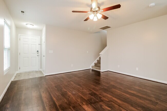 Building Photo - 3775 Marshlane Way