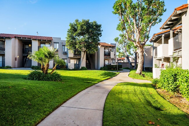 Building Photo - SYCAMORE LANE APARTMENT HOMES