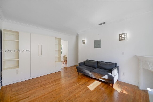 Foto del edificio - 1535 Meridian Ave