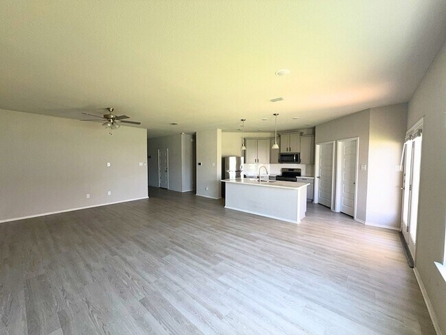 Foto del edificio - 8978 Fair Oaks Dr