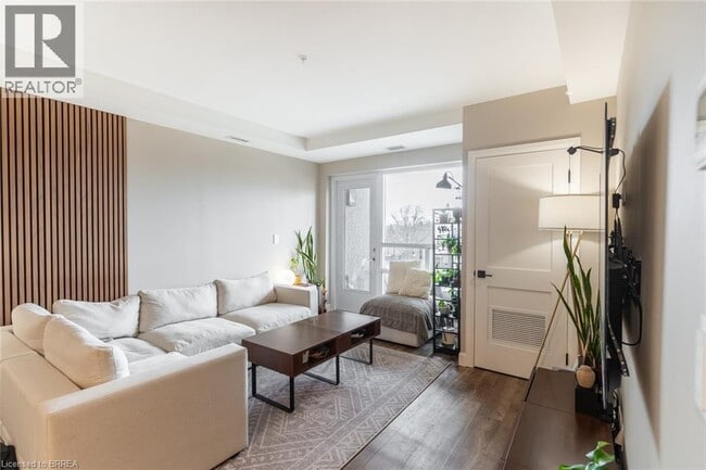 Building Photo - 34 Norman St