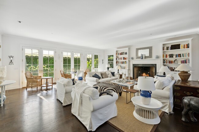Foto del edificio - 117 Toylsome Ln