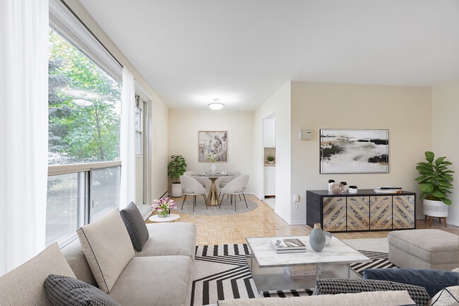 Building Photo - 7 & 11 Rochefort Drive