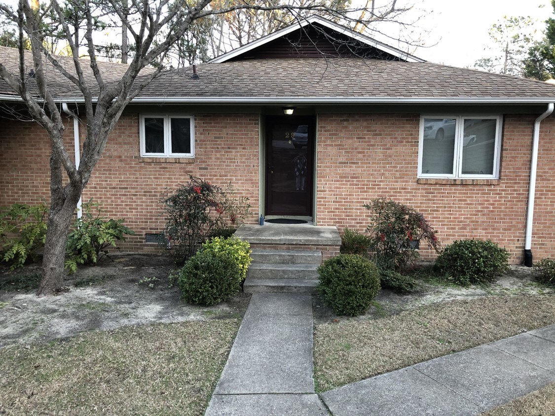 29 Garden Villa Dr Unit 29, Pinehurst, NC 28374 Condo for Rent in