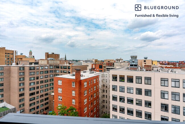 Foto del edificio - 1313 L St NW