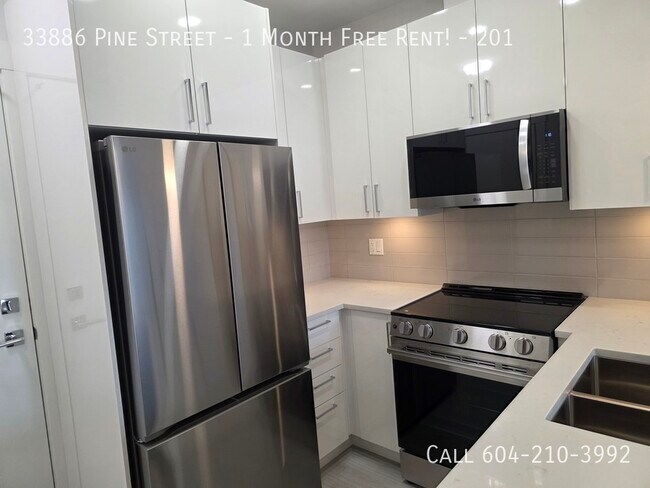 Building Photo - Brand New Jacob Building