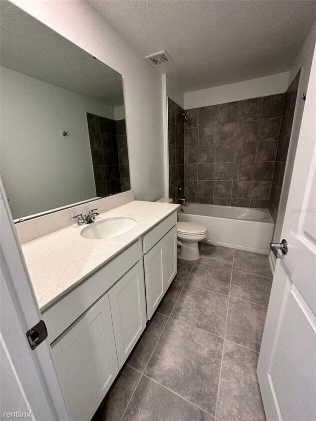 Foto del edificio - 3 br, 2.5 bath House - 10601 Words Dr