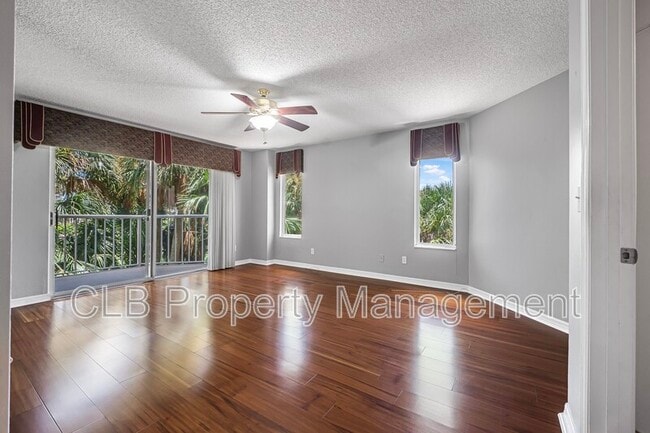 Photo - 3 Oceans W Blvd Apartment