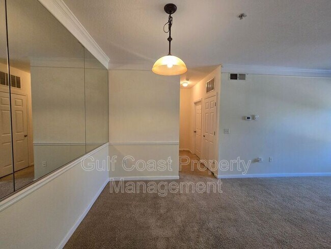 Building Photo - 4802 51st St W