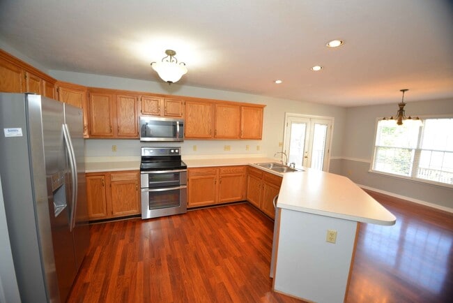 Photo - Spacious 4BR/2.5BA East End Cape Cod House