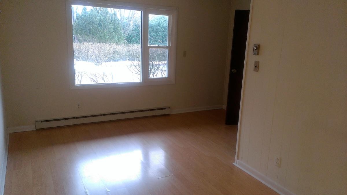 Primary Photo - 202 Paul Saxe Rd