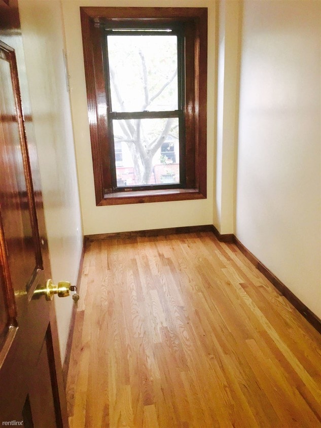 Primary Photo - 705 Macon St