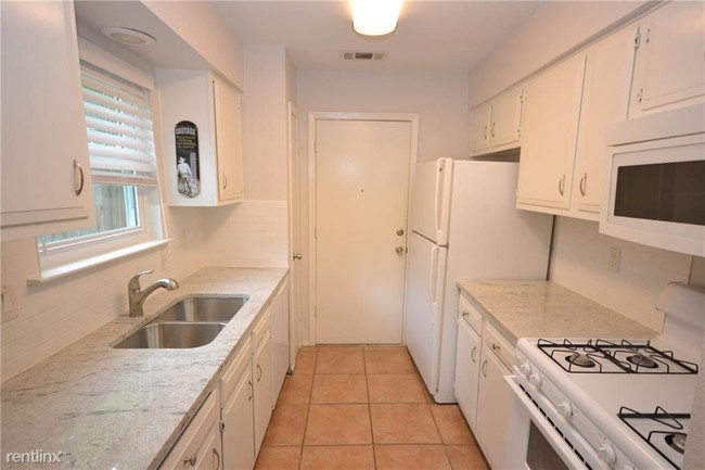 Building Photo - 3 br, 2 bath House - 12109 Mill Holw