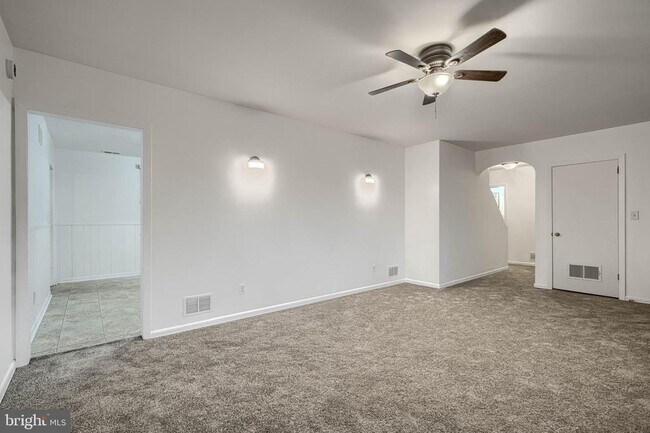 Foto del edificio - 1417 Waterford Rd