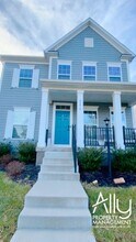 Building Photo - 3272 Village Park Ave