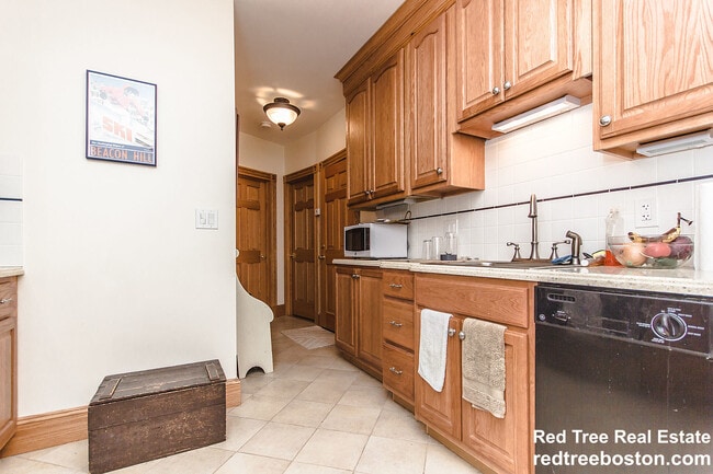 Photo - 137 Charles St Apartment